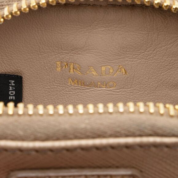 Prada Saffiano Re-Edition 2005 Crossbody - Picture 9 of 16